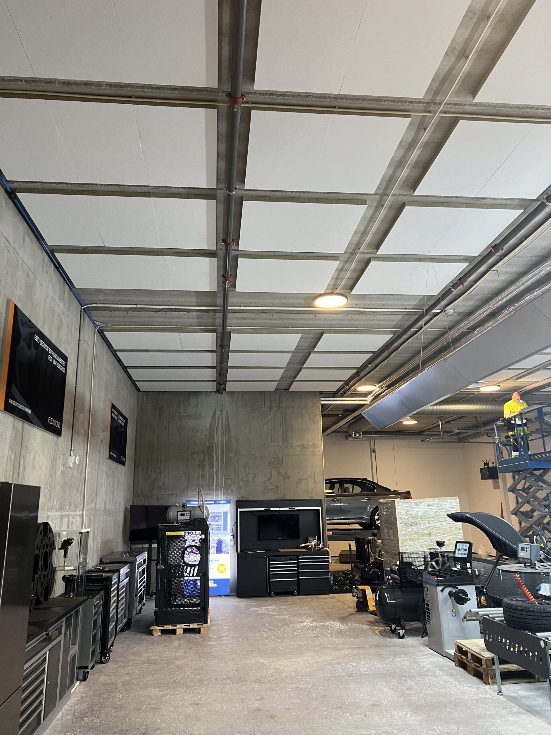 Akustikk - Absorbent Plater tak og vegg